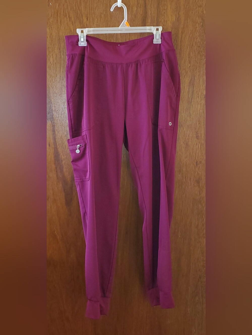 Beyond Scrubs Burgundy Jogger Scrub Pants Sz Medium